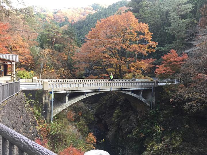 adult scooter with big wheels, 1000 miles through Japan on a kick scooter with Dave Cornthwaite